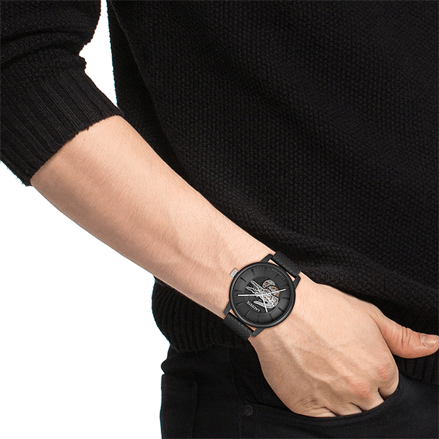 Montre Lacoste automatique boitier aluminium noir