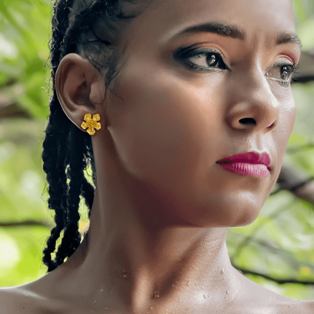 Boucles D'oreilles Plaqué Or Hibiscus 11mm