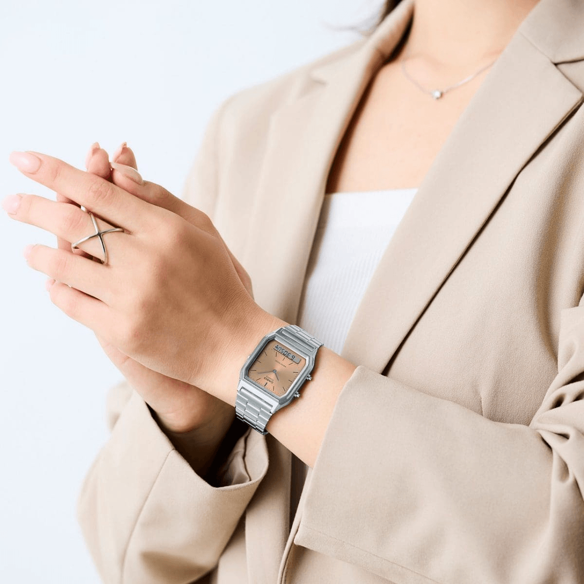 montre analogique-numérique brac gris Chromé