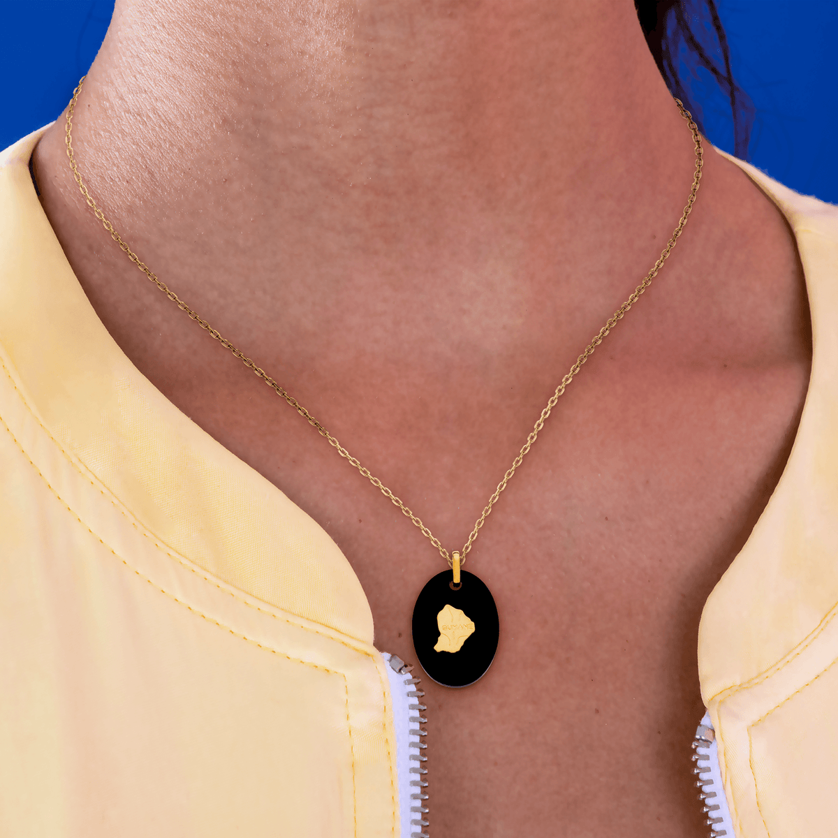Pendentif Or 750 Onyx Carte Guyane Ovale 14*22mm Avec Bélière
