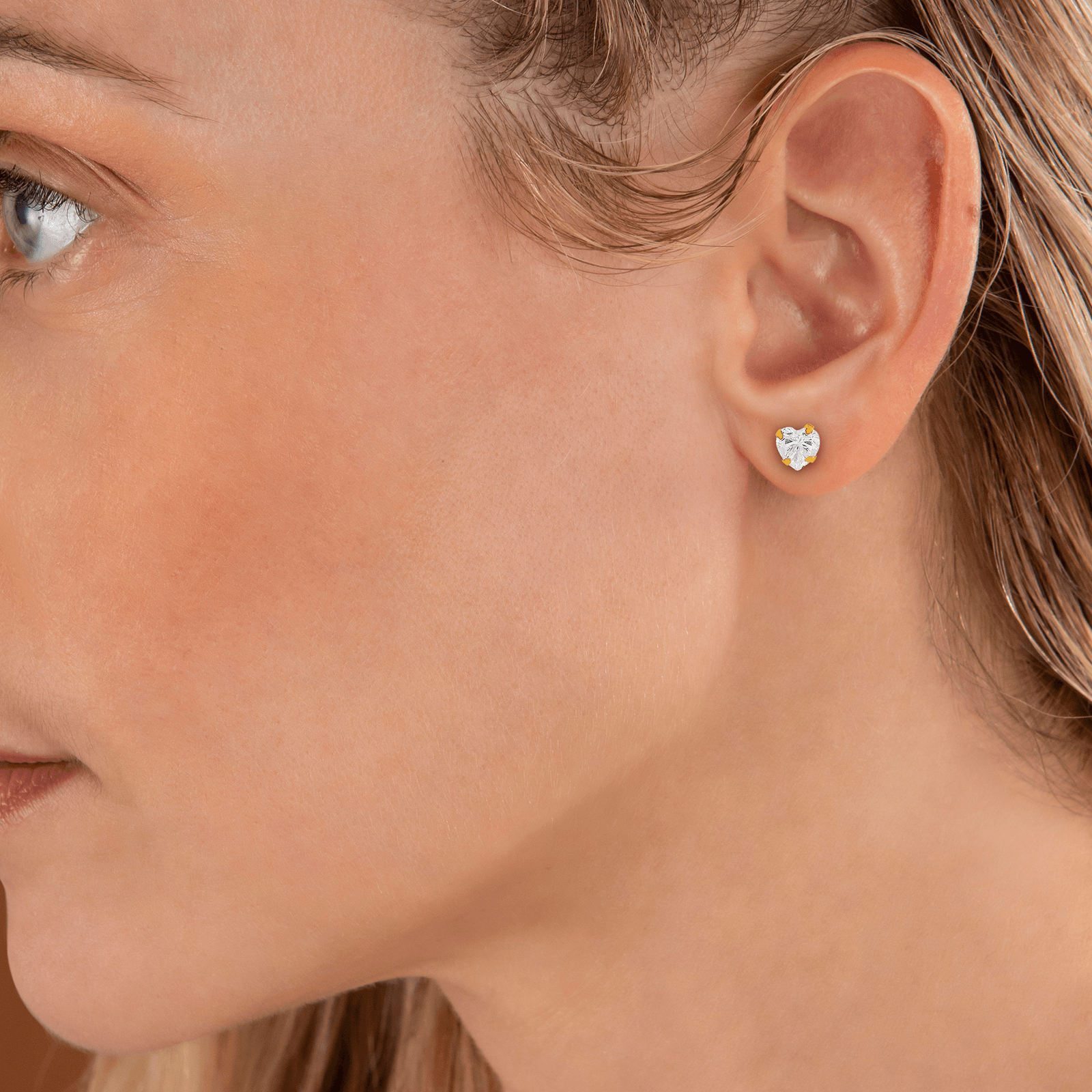 Boucles D'oreilles Or375 Cœur Zirconium 5mm 4 griffes