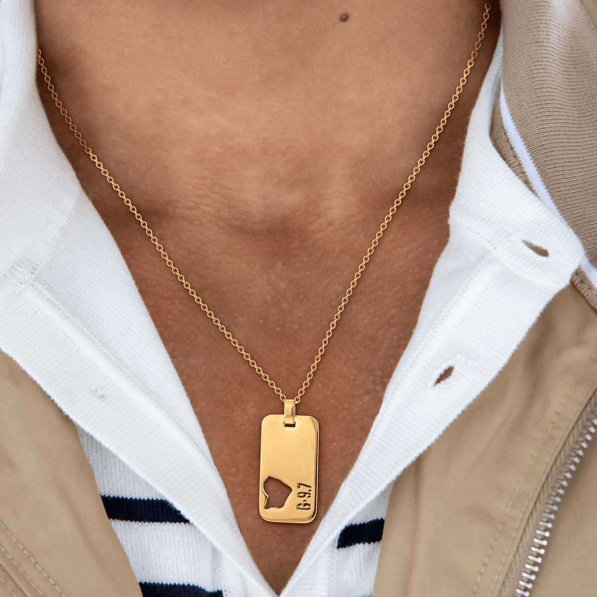 Collier Acier Jaune G.9.7 Carte Guyane Ajourée Chaîne 2mm Plaque 19*30mm 50 à 55cm