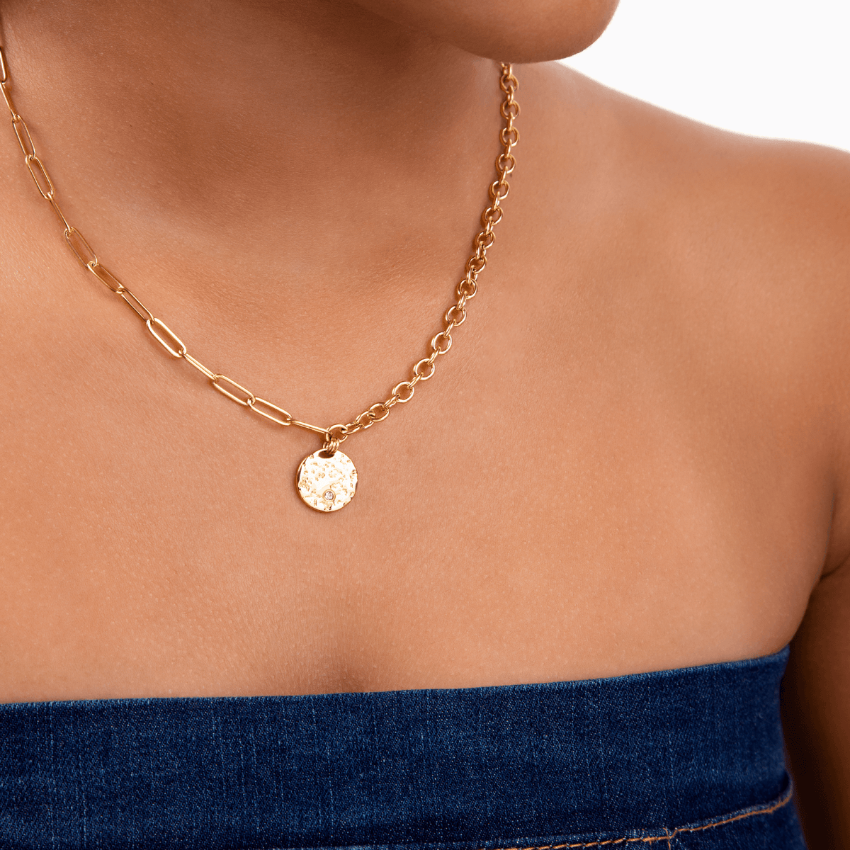 Collier Acier Jaune Motif Martelée Cristal 15mm 45 à 50cm