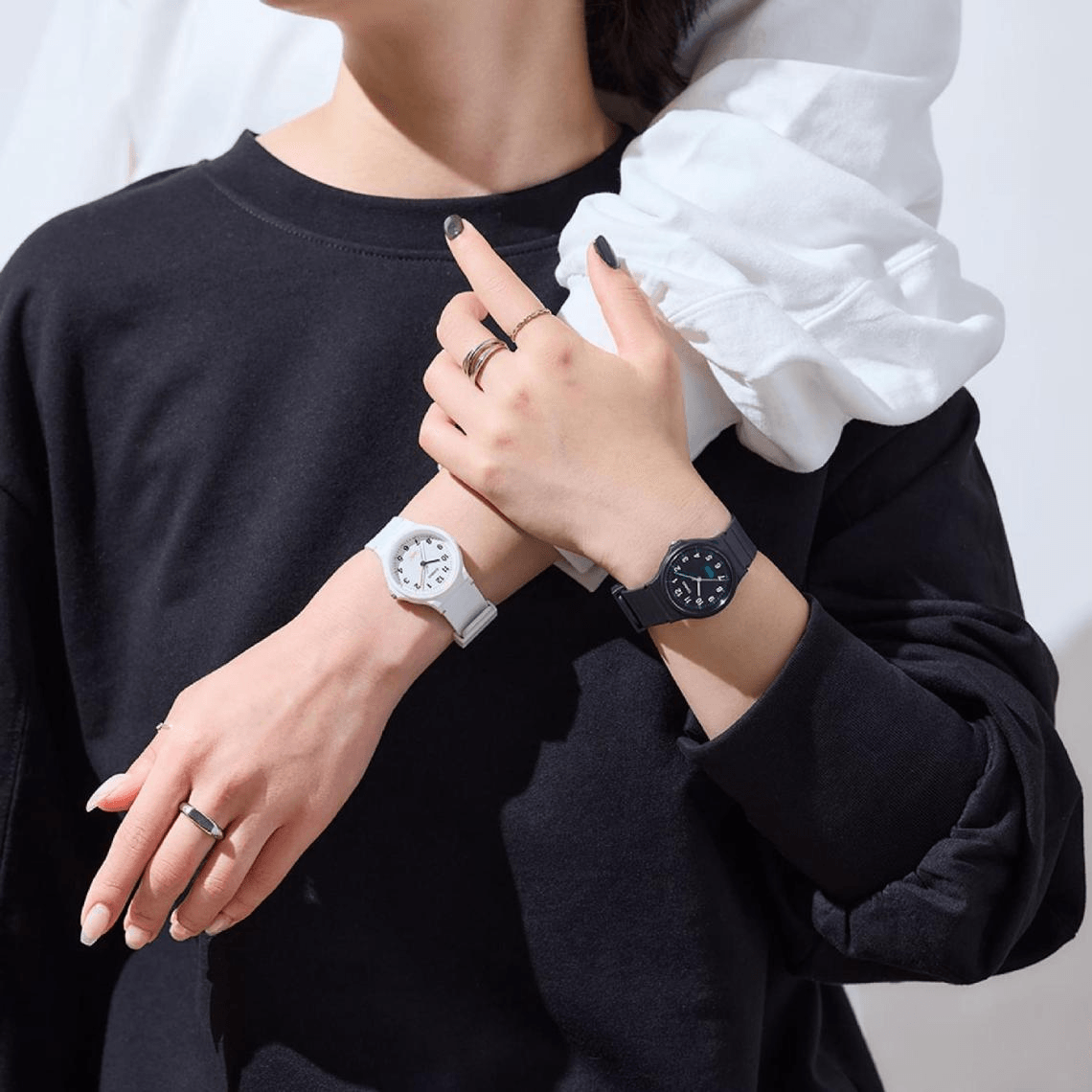 Montre Femme Casio - LQ-24B-1BEF Bracelet Résine Noir