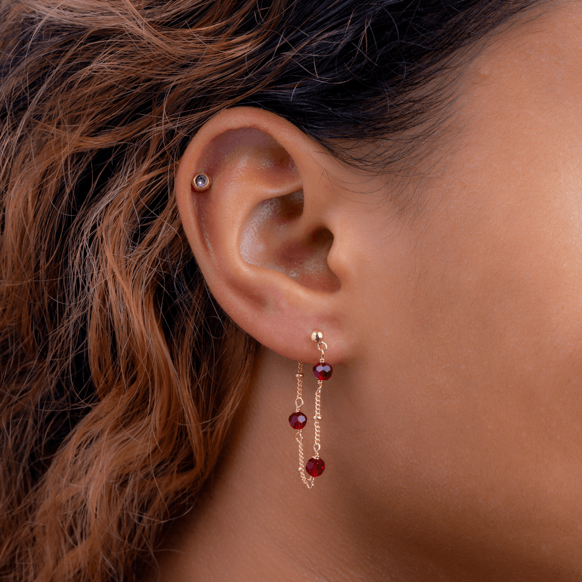 Boucles D'oreilles Plaqué Or Pendant Cristal Grenat