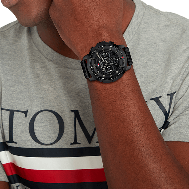 montre tommy hilfiger mouvement Quartz bracelet acier noir