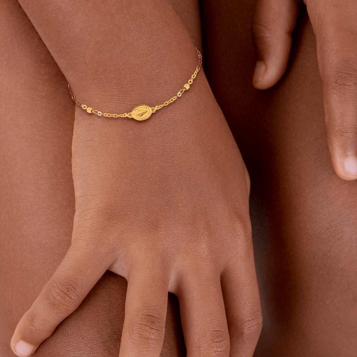 Bracelet Chapelet Or 375 Boules Médaille Miraculeuse 6.5*8mm 15  à 17cm