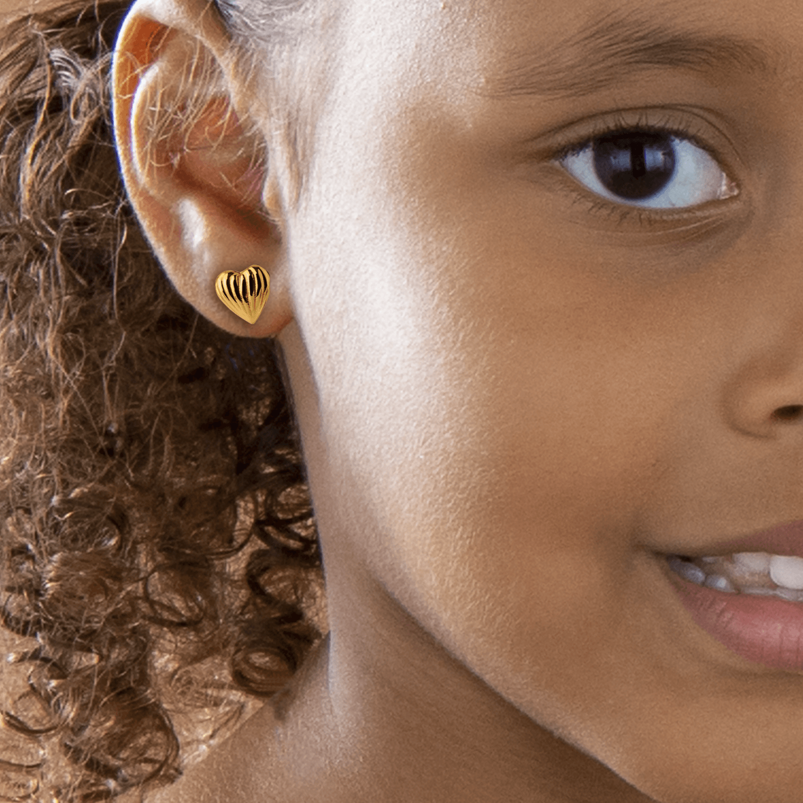 Boucles D'oreilles Cœur Bombé Strié 6mm Fermoir Vis Or750