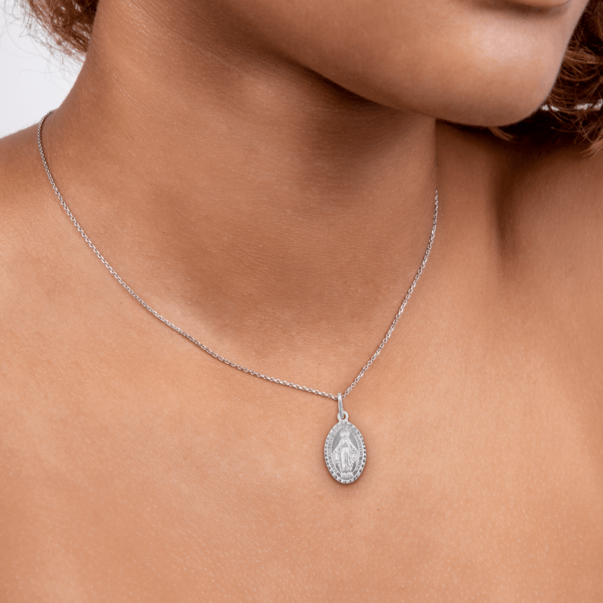 Médaille Miraculeuse Argent 925 Ovale Diamantée 15*30mm Avec Bélière